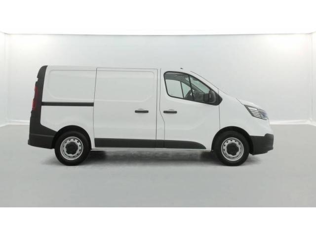 Renault Trafic image 9