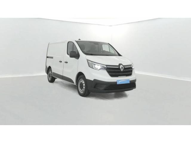 Renault Trafic image 2