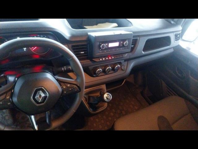 Renault Trafic image 5