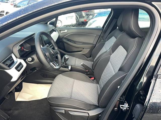 Renault Clio image 6