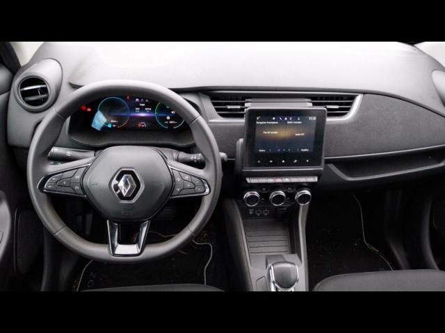 Renault Zoe image 8