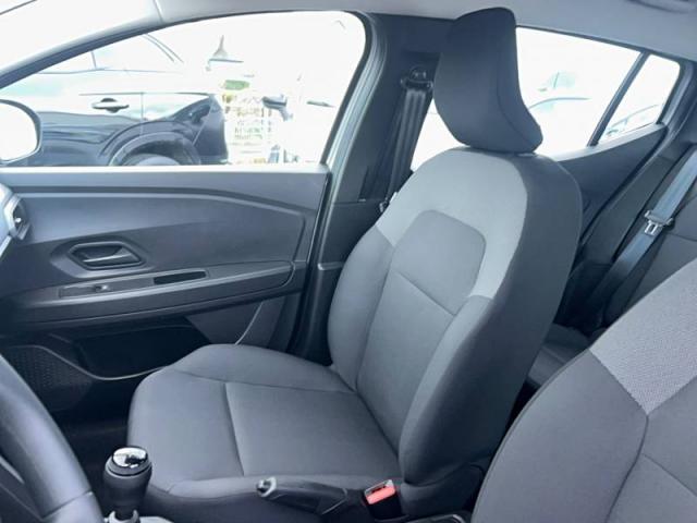 Dacia Sandero image 8