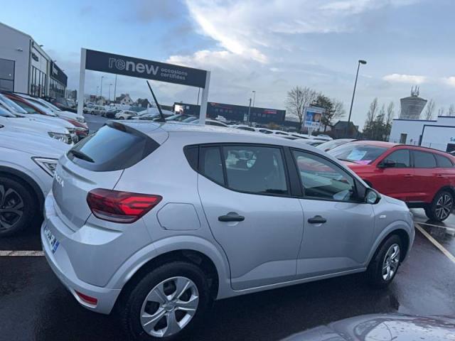 Dacia Sandero image 2