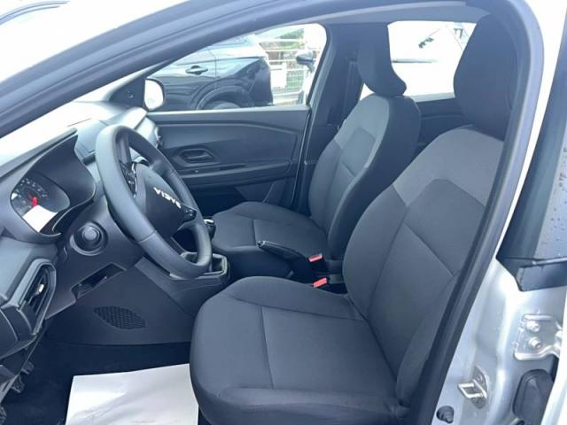 Dacia Sandero image 6