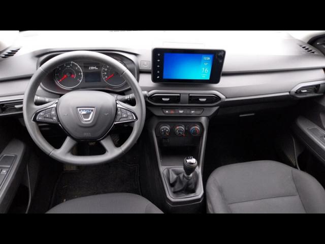 Dacia Sandero image 1