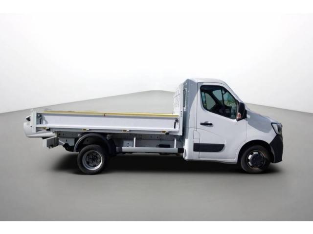 Renault Master image 2