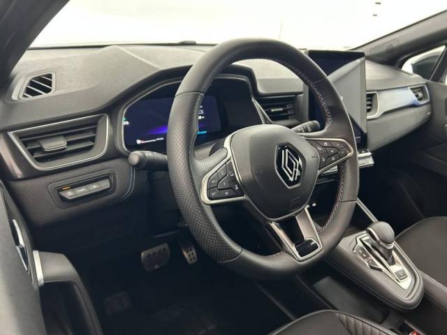 Renault Captur image 1