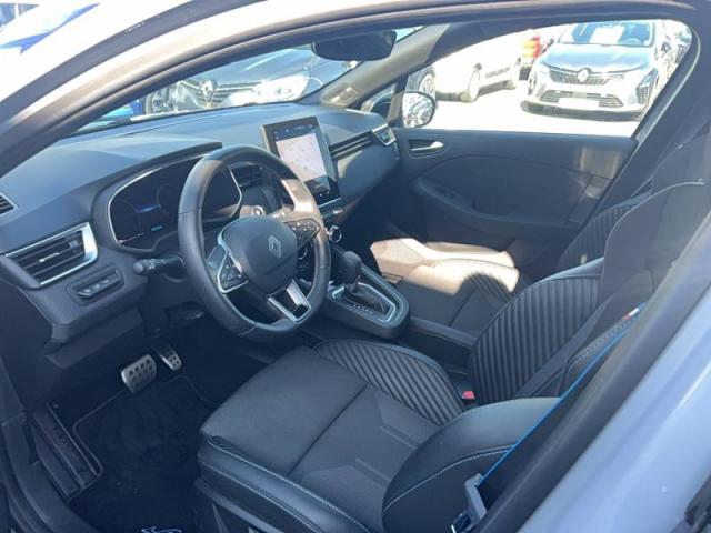 Renault Clio image 2