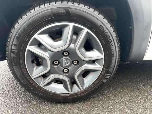 Dacia Spring image 5