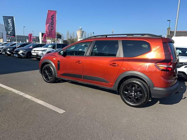 Dacia Jogger image 1