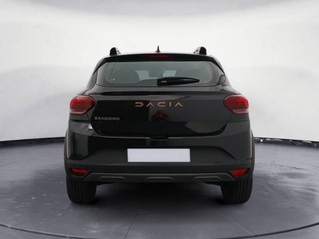 Dacia Sandero image 2