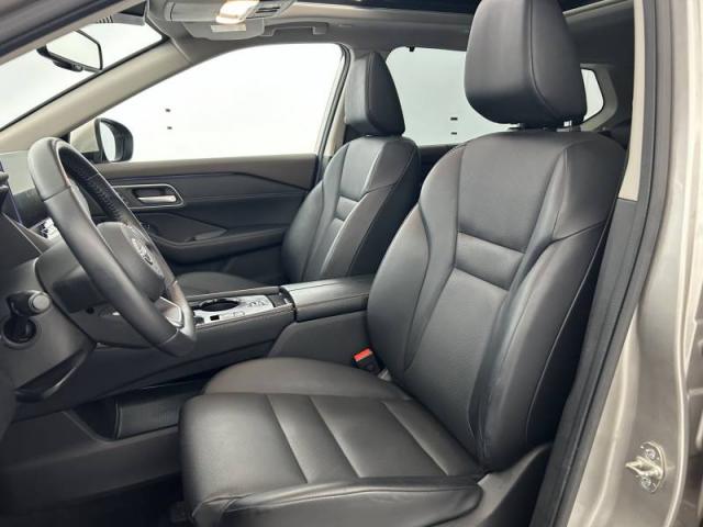 Nissan X-Trail image 1