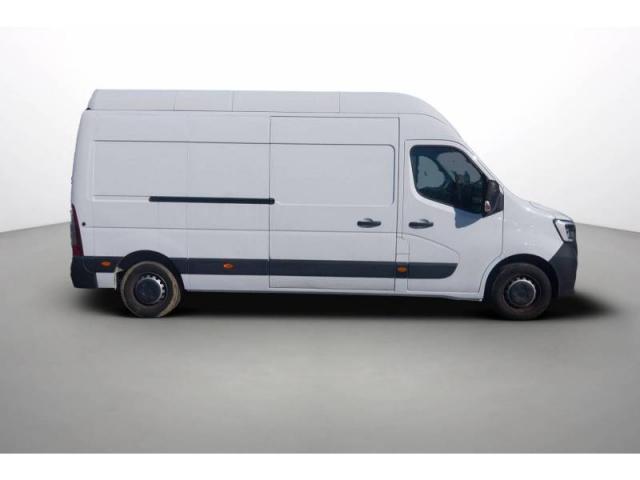 Renault Master image 2