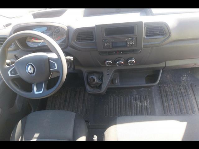 Renault Master image 1