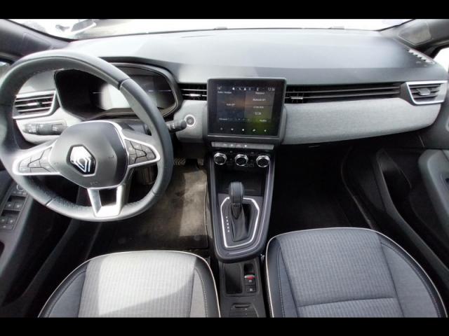 Renault Clio image 2