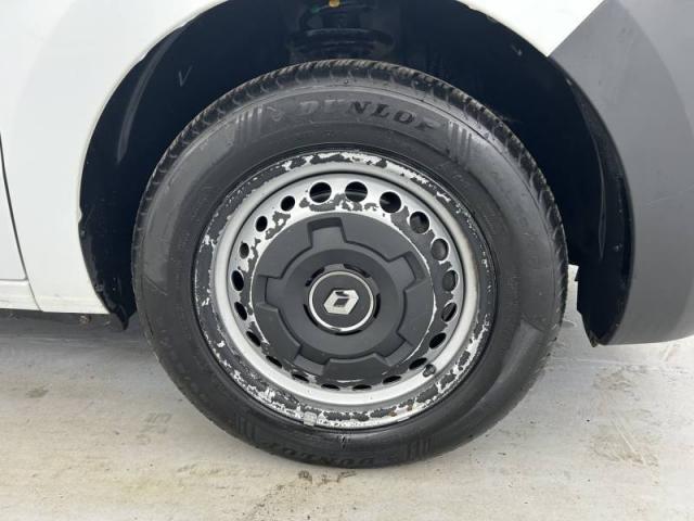 Renault Express image 9