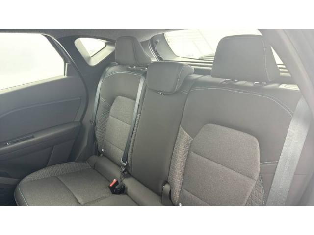 Renault Captur image 8