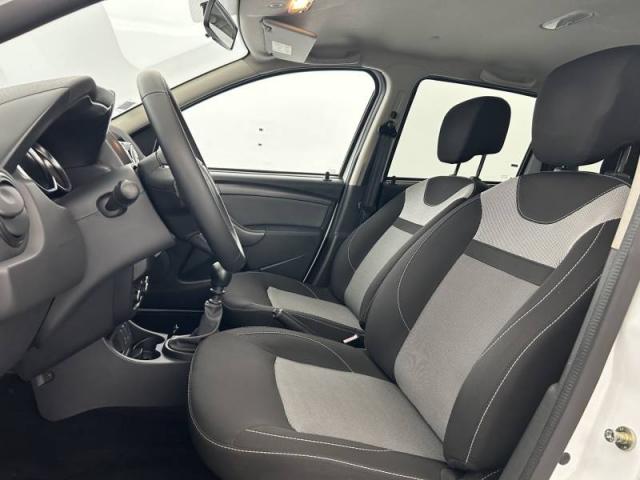 Dacia Duster image 7
