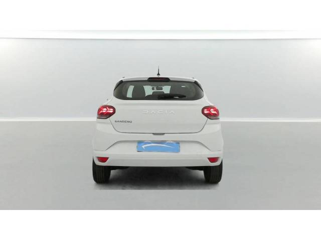 Dacia Sandero image 2