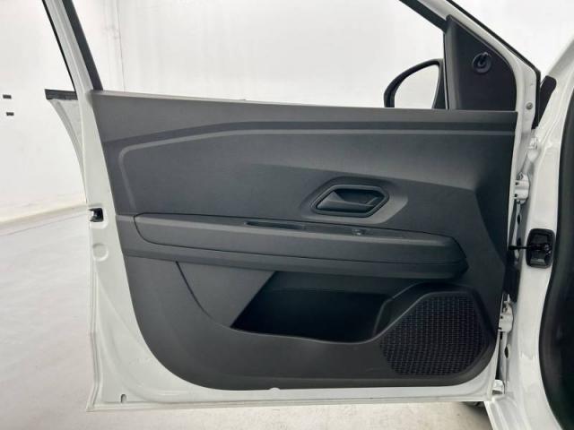 Dacia Sandero image 3