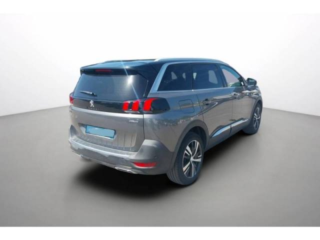 Peugeot 5008 image 2