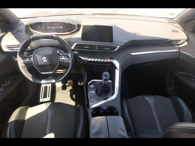 Peugeot 5008 image 4