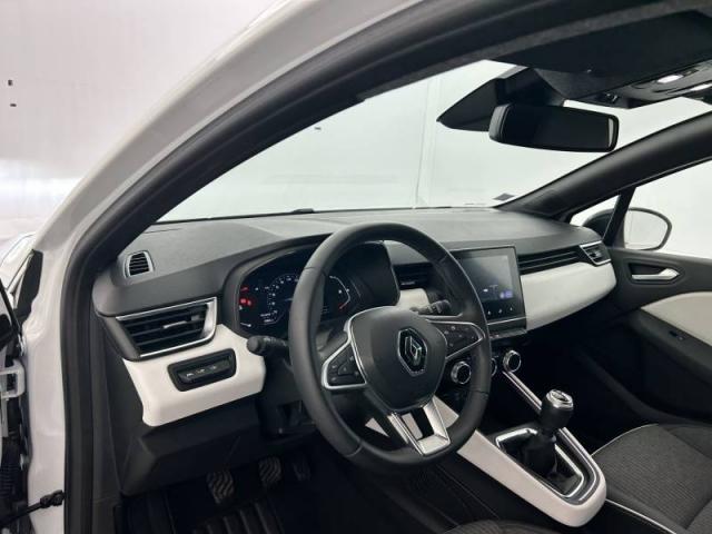 Renault Clio image 1