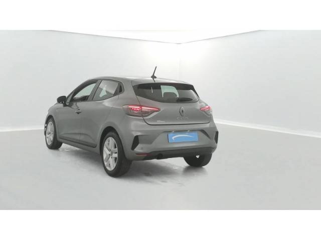 Renault Clio image 2