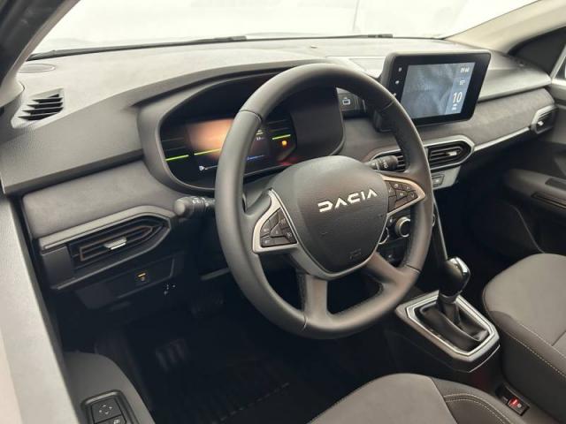 Dacia Jogger image 1