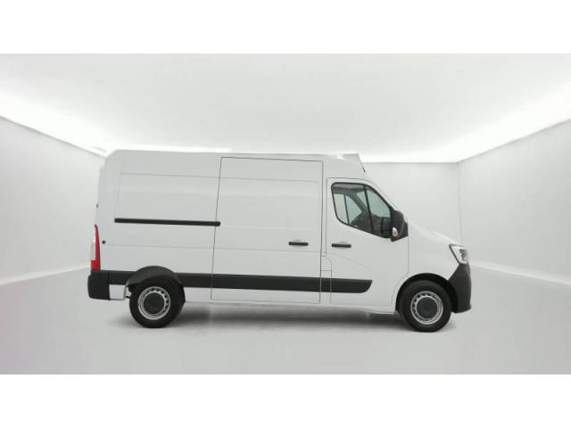 Renault Master image 1
