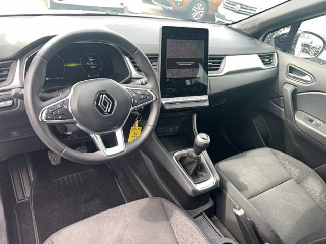 Renault Captur image 1