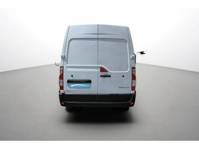 Renault Master image 1