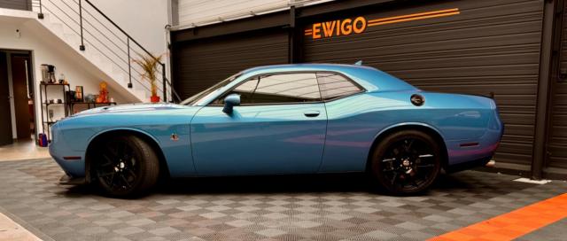 Dodge Challenger image 3
