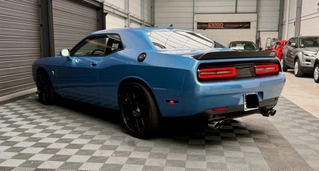 Dodge Challenger image 4