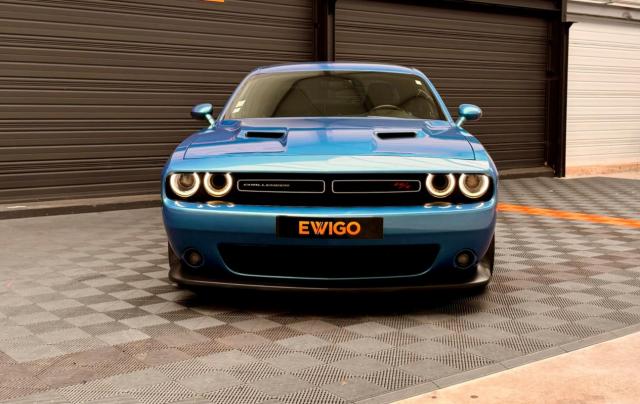 Dodge Challenger image 1