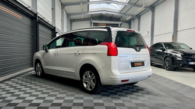 Peugeot 5008 image 9