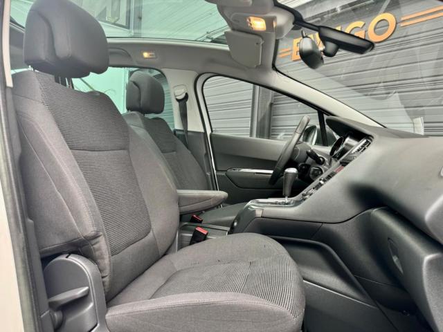 Peugeot 5008 image 4