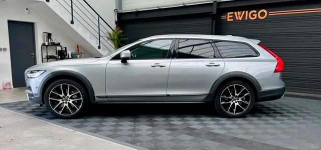 Volvo V90 image 8