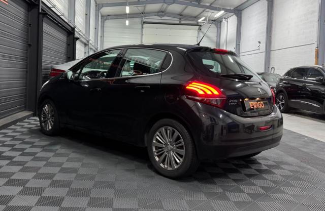 Peugeot 208 image 4