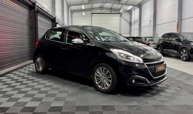 Peugeot 208 image 5