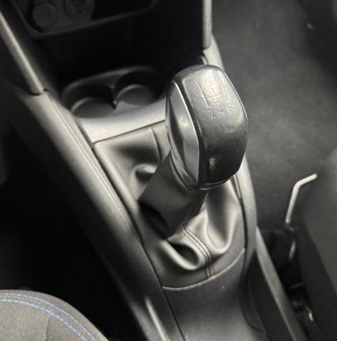 Peugeot 208 image 7