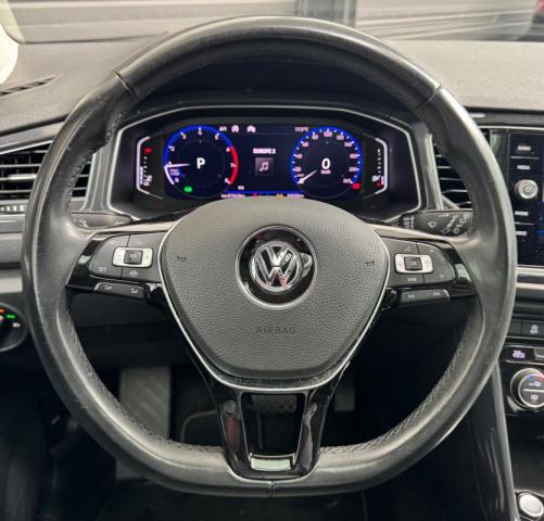 Volkswagen T-Roc image 1