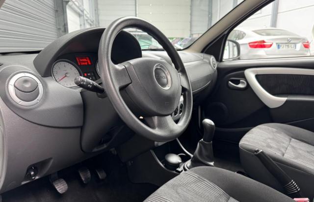 Dacia Sandero image 1