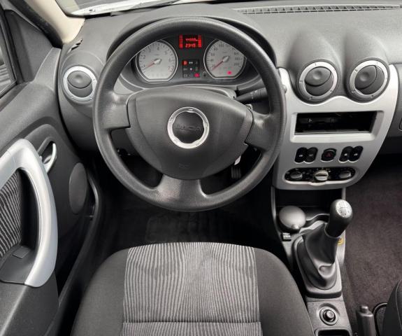 Dacia Sandero image 3