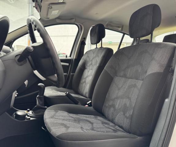 Dacia Sandero image 7