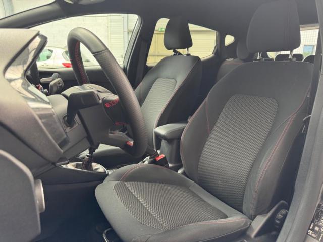 Ford Fiesta image 8