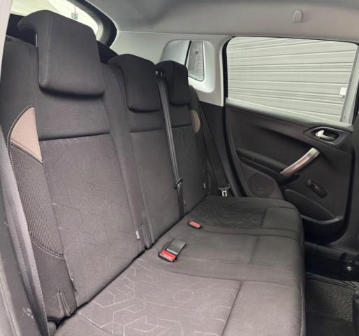 Peugeot 2008 image 5