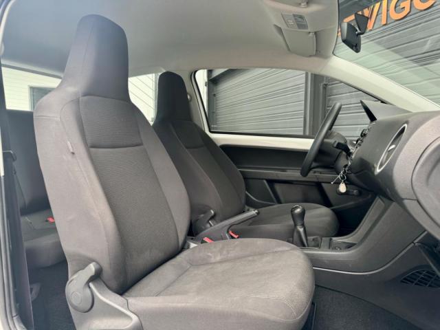 Volkswagen Up! image 6