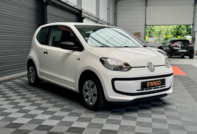 Volkswagen Up! image 9