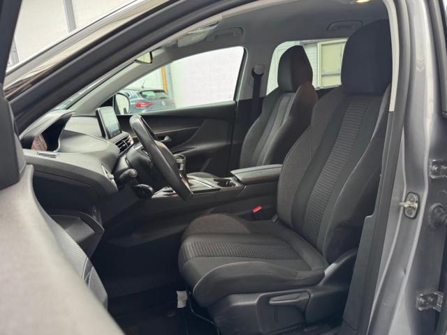 Peugeot 5008 image 6